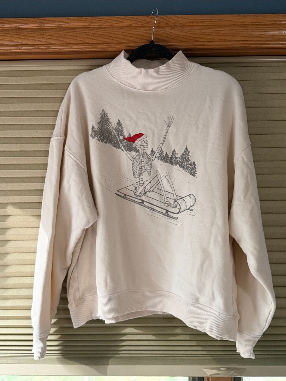 American Eagle Outfitters Cream Crewneck Sweater with Skiing Skeleton Graphic